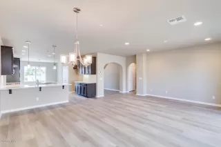 Photo #4: 6085111 Listing 