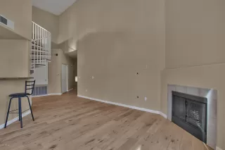 Photo #4: 6085144 Listing