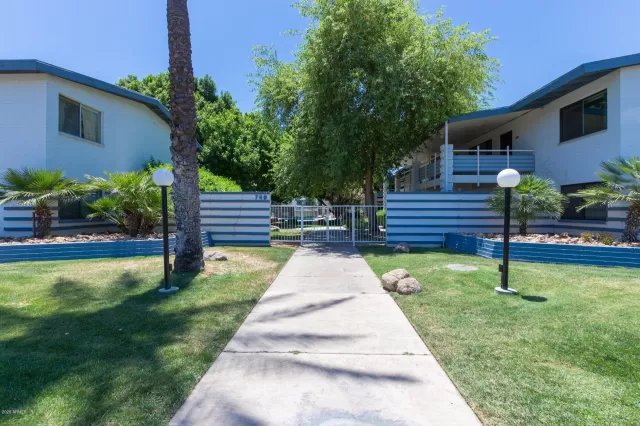 MLS: 6085377 Condo For Sale