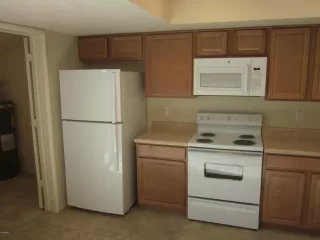 Photo #2: 6085456 Listing