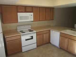 Photo #3: 6085456 Listing