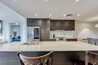 Photo #6: 6085459 Listing