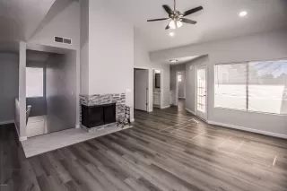 Photo #2: 6085548 Listing