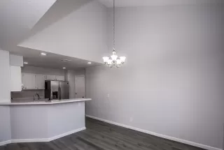 Photo #6: 6085548 Listing