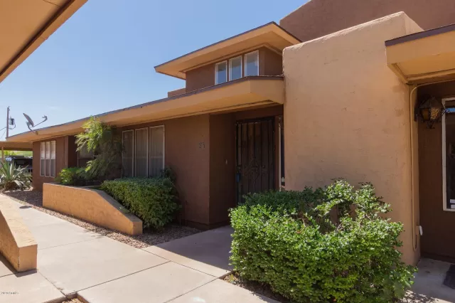 MLS: 6085663 Condo For Sale