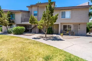 Photo #1: 6085822 Listing 