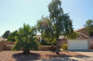 Photo #2: 6085902 Listing