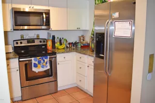 Photo #2: 6085997 Listing 