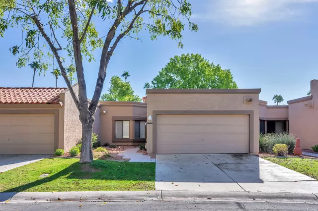 MLS: 6086158 Condo For Sale