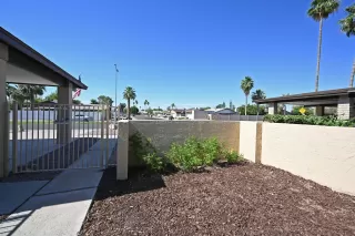 Photo #5: 6086314 Listing