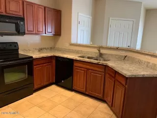 Photo #1: 6086357 Listing