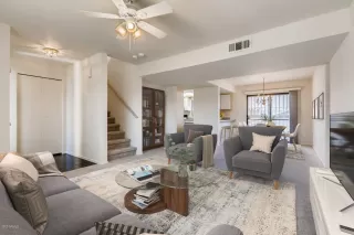 Photo #3: 6086501 Listing