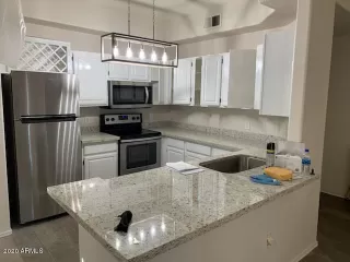 Photo #2: 6086533 Listing