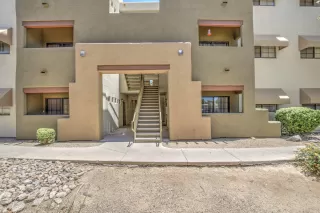 Photo #2: 6086670 Listing