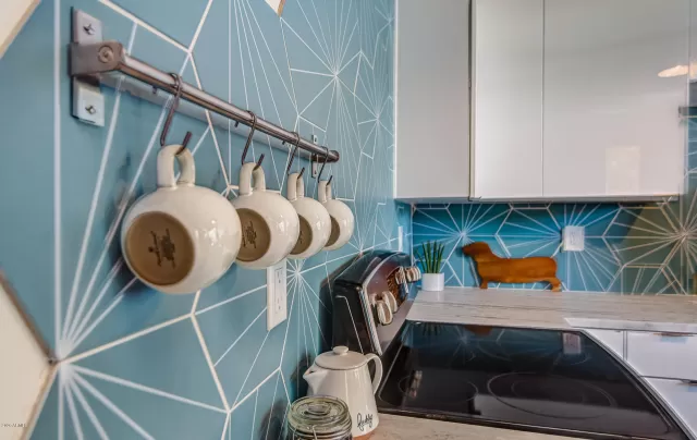 MLS: 6086675 Condo For Sale