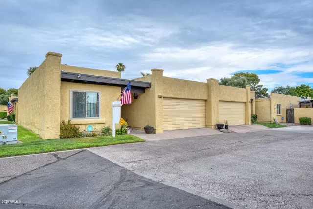 MLS: 6086749 Condo For Sale