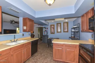 Photo #2: 6086749 Listing