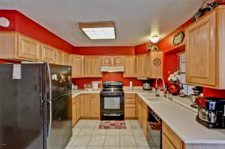 Photo #2: 6086865 Listing