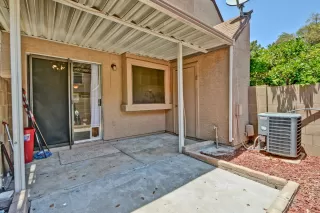 Photo #4: 6086865 Listing