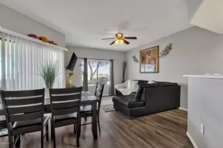 Photo #5: 6086894 Listing