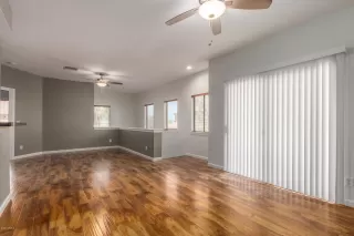 Photo #4: 6086923 Listing 
