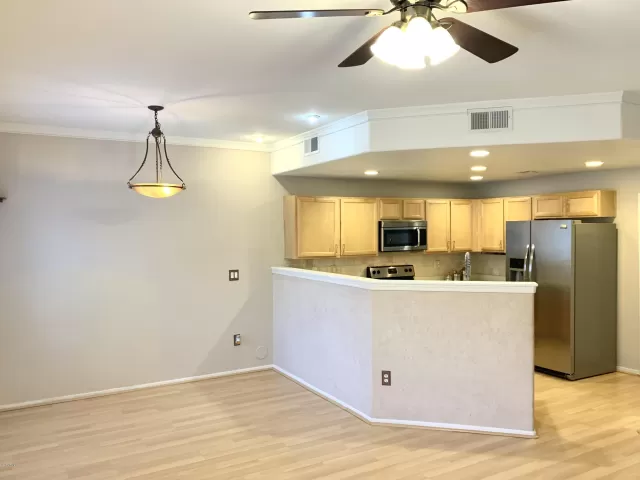 MLS: 6086985 Condo For Sale