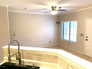Photo #5: 6086985 Listing 