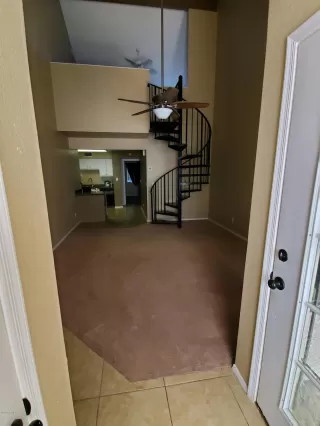 Photo #2: 6087000 Listing 