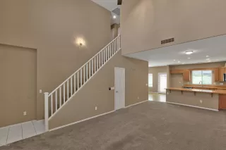 Photo #5: 6087002 Listing 