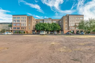 Photo #2: 6087132 Listing 