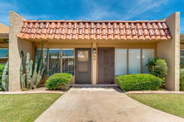 MLS: 6087588 Condo For Sale