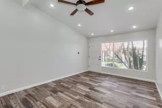 Photo #5: 6087588 Listing