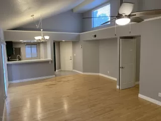 Photo #2: 6087621 Listing