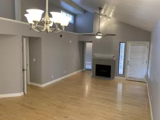 Photo #3: 6087621 Listing