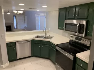 Photo #5: 6087621 Listing