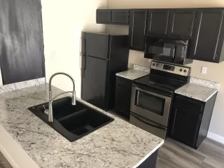 Photo #5: 6087730 Listing