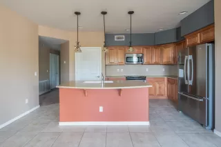 Photo #3: 6087773 Listing