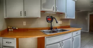 Photo #3: 6087839 Listing