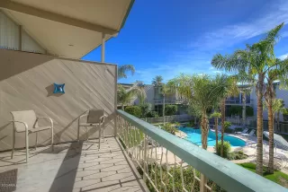 Photo #5: 6087996 Listing