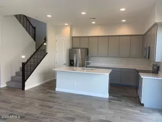 Photo #3: 6088054 Listing