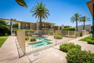 Photo #3: 6088331 Listing 