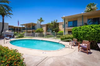 Photo #5: 6088331 Listing 