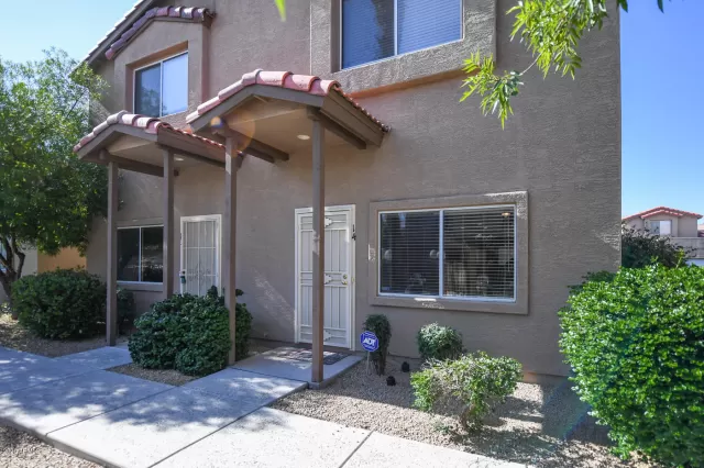 MLS: 6088449 Condo For Sale