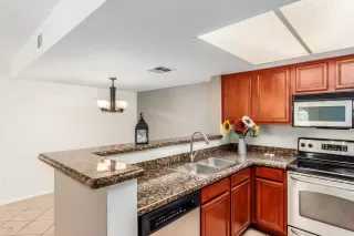 Photo #2: 6088645 Listing 