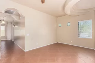 Photo #6: 6088692 Listing