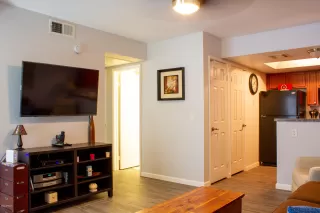 Photo #3: 6088761 Listing