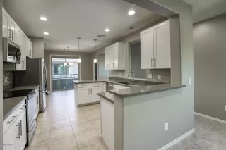 Photo #2: 6088881 Listing 