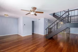 Photo #3: 6089057 Listing