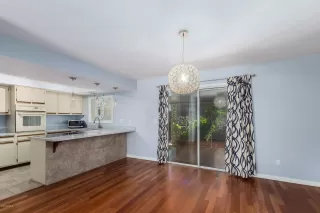 Photo #6: 6089057 Listing