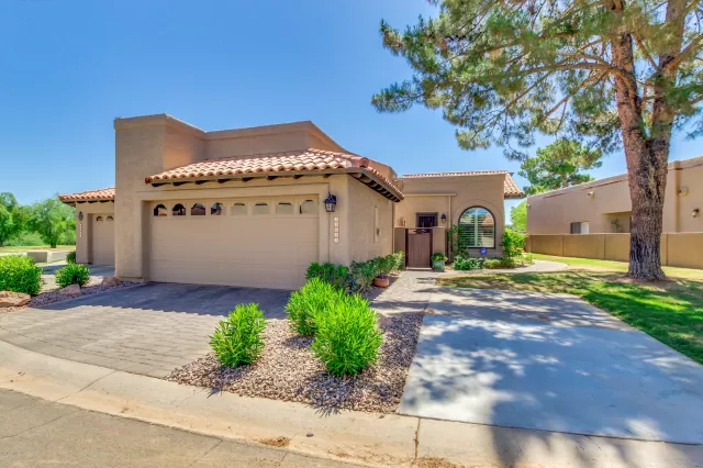 MLS: 6089108 Condo For Sale